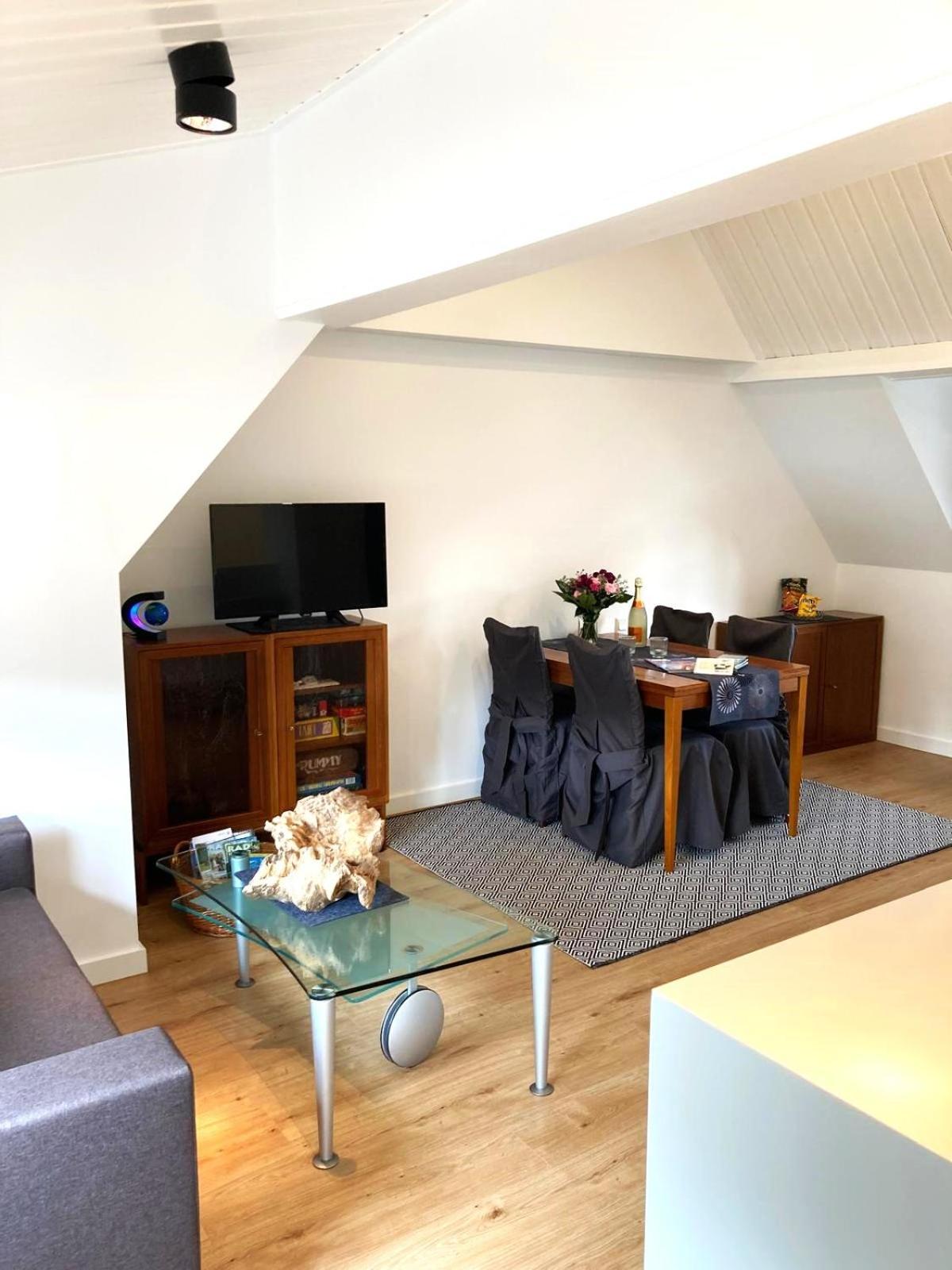 Apartment Zentrales Modernes Apartment, Naehe Zoo Und Stadion