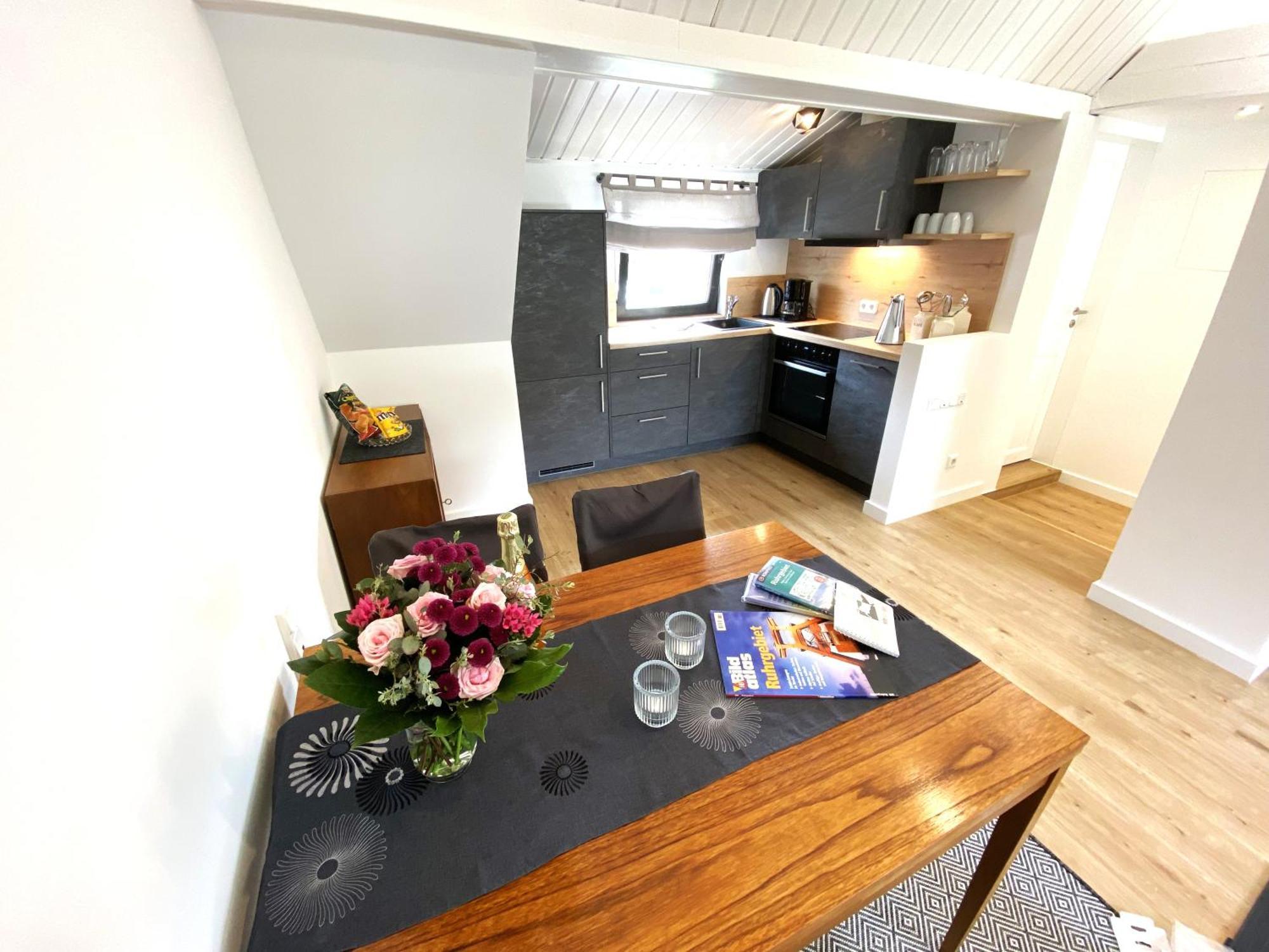 Zentrales Modernes Apartment, Naehe Zoo Und Stadion *