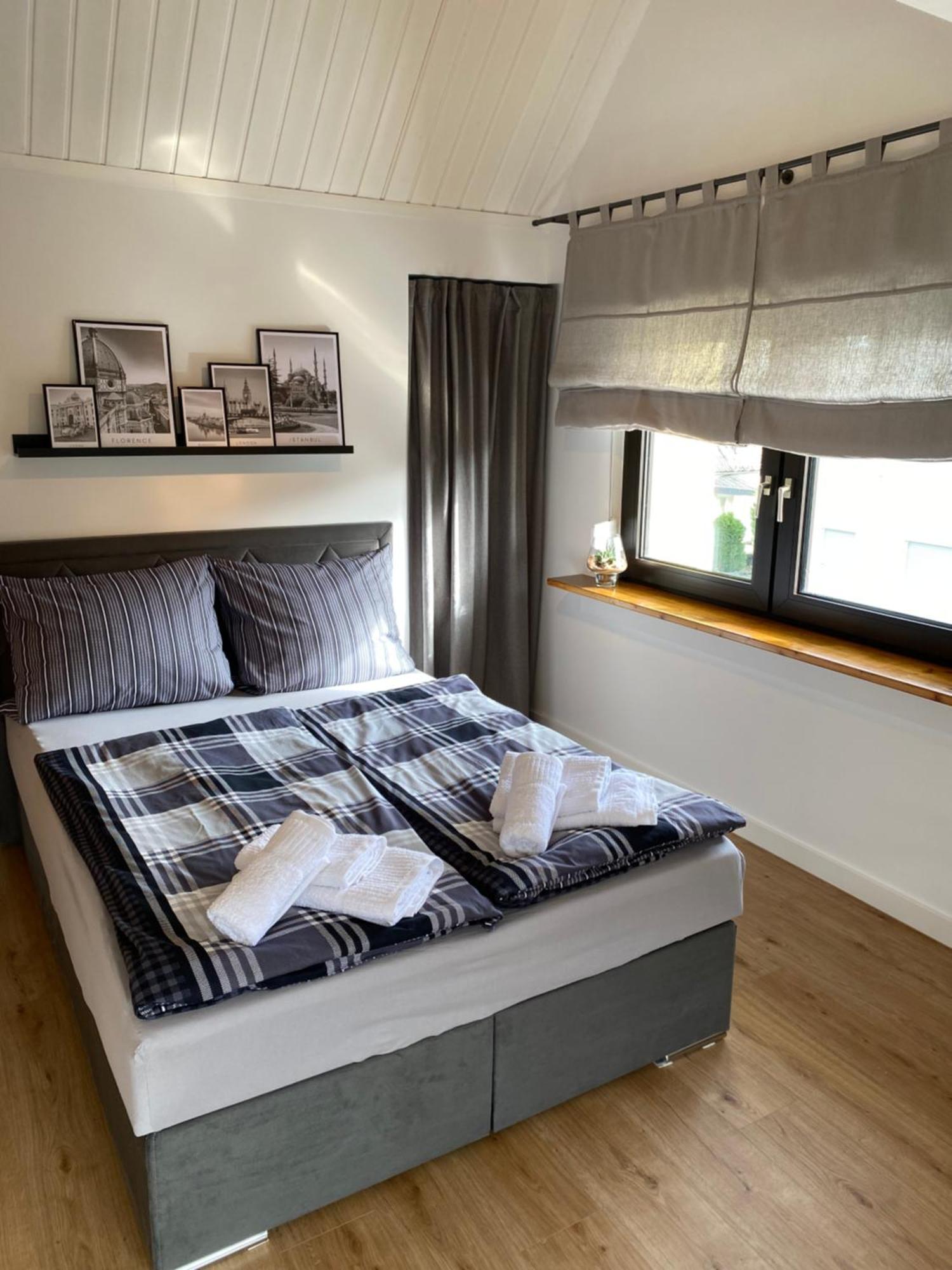 Zentrales Modernes Apartment, Naehe Zoo Und Stadion Appartement