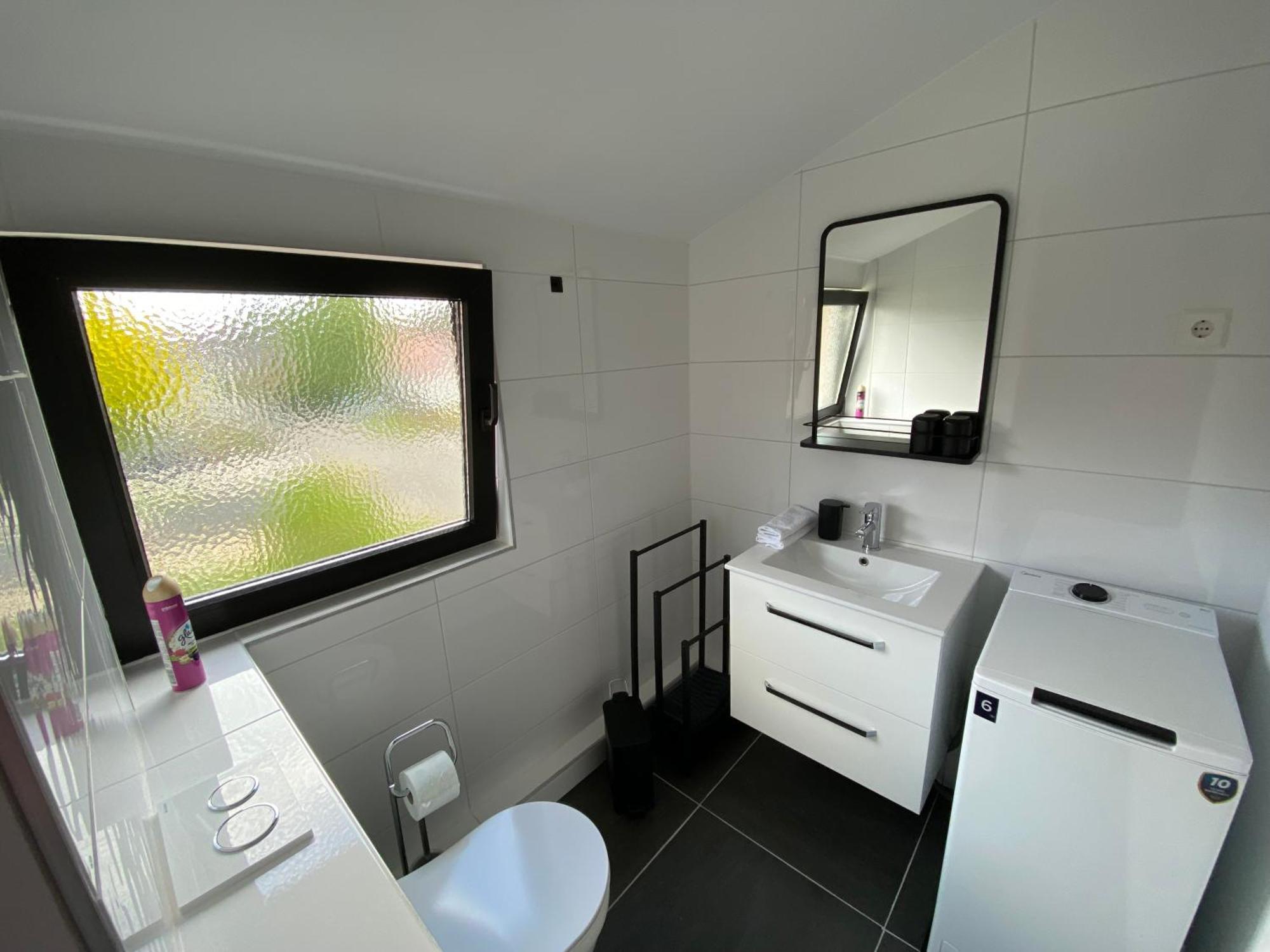 Zentrales Modernes Apartment, Naehe Zoo Und Stadion *